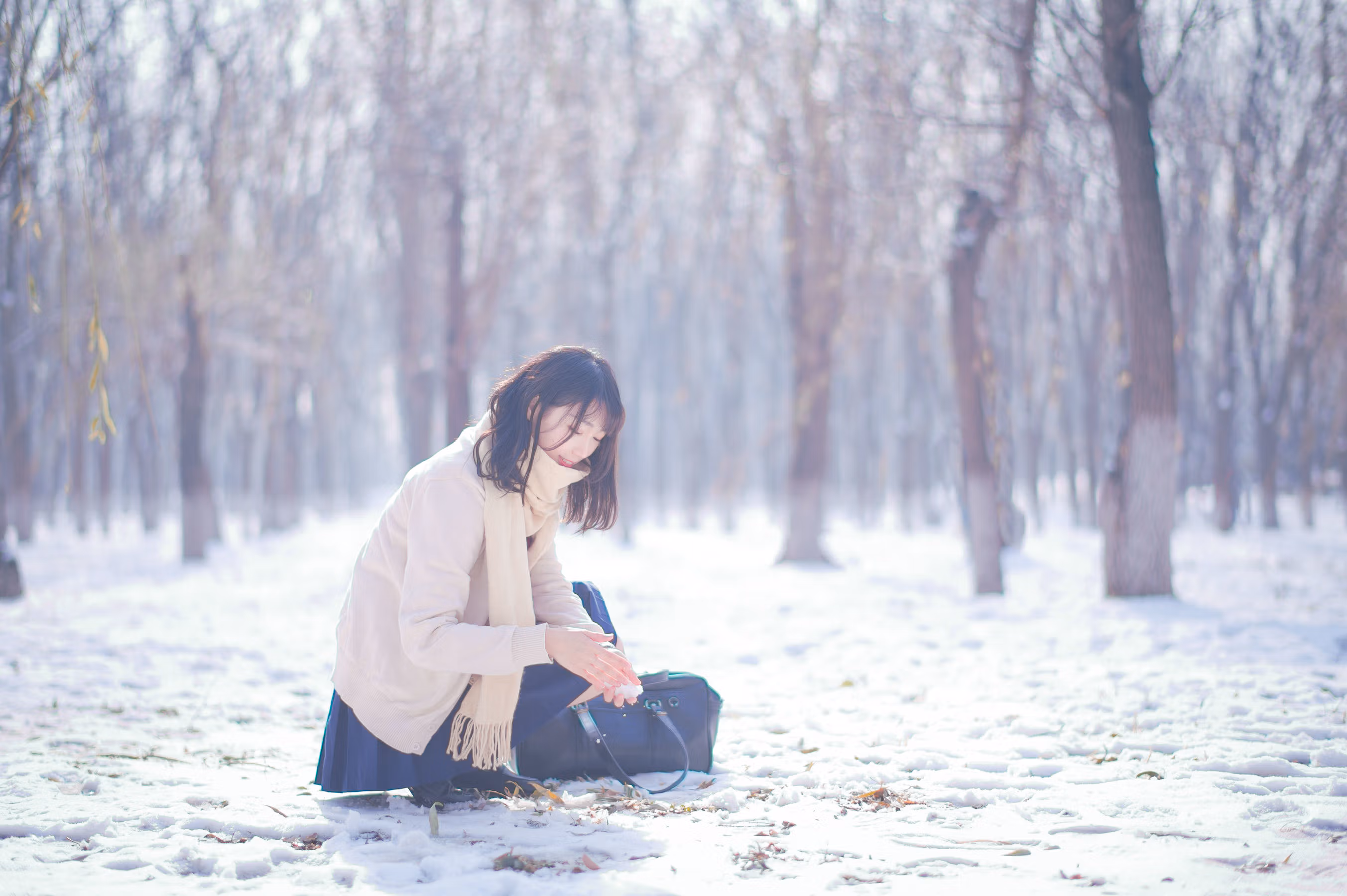 [网红COSER写真] 周叽是可爱兔兔 – 雪景JK