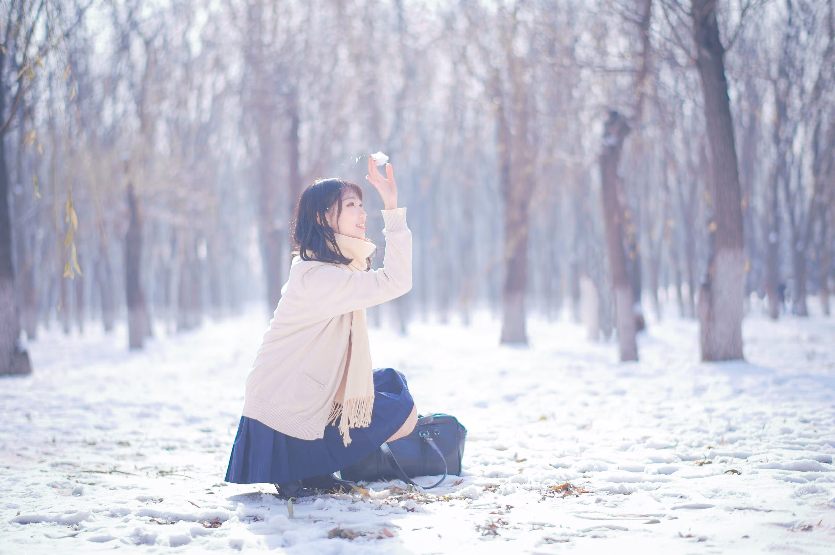 [网红COSER写真] 周叽是可爱兔兔 - 雪景JK 清纯美女-第2张
